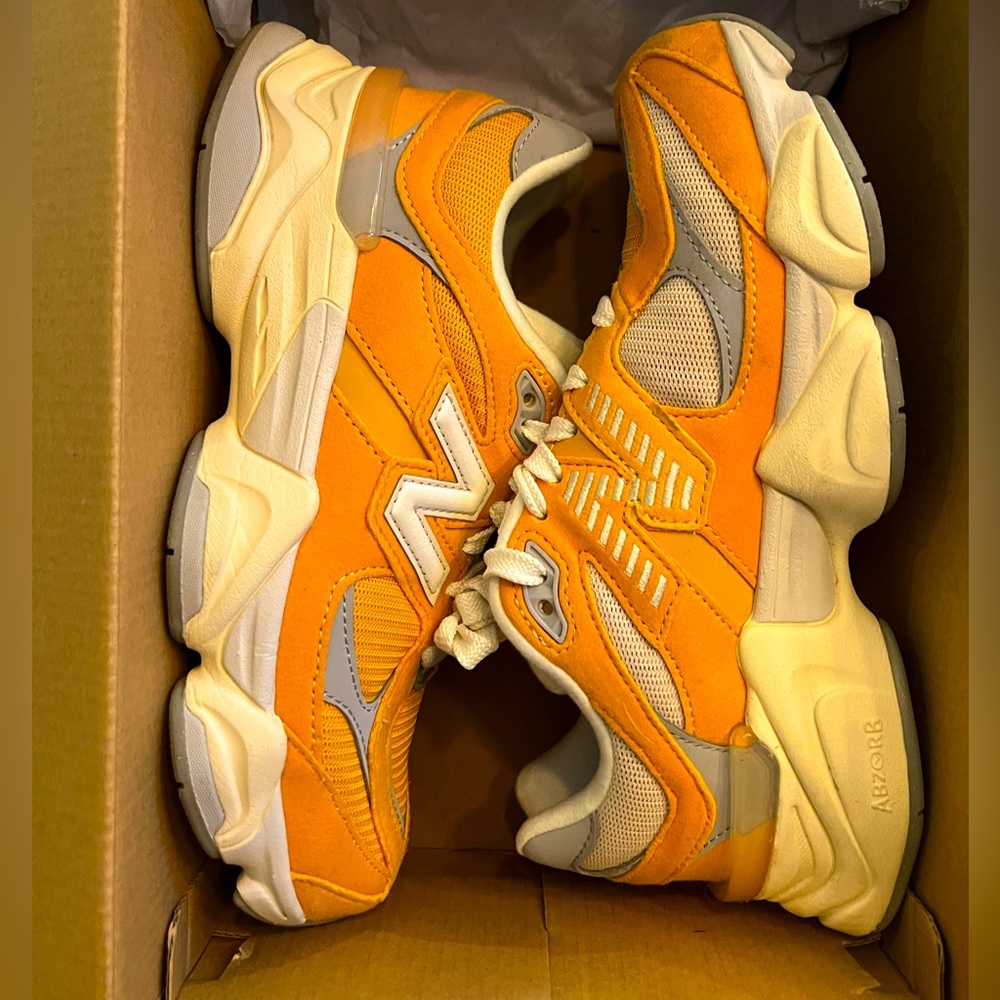 New Balance 9060